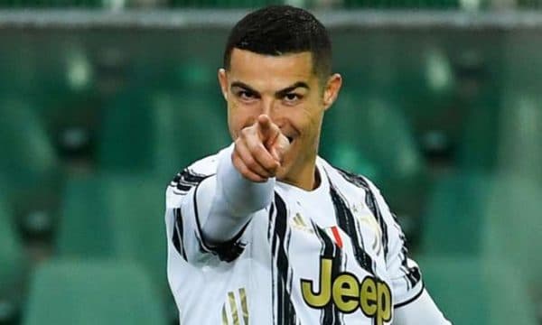 Ronaldo e rrit standardin përsëri, 12 sezone radhazi me mbi 20 gola