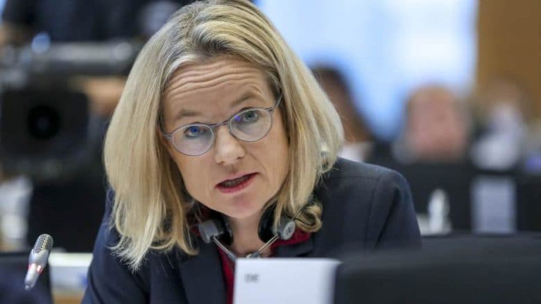 Featured image for Von Cramon: Po përpiqemi në maksimum që Kosova të marrë liberalizimin e vizave