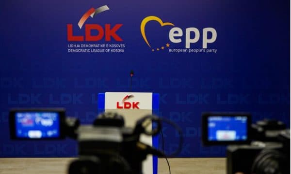 Featured image for Lajmi i fundit: Vdes zyrtari i LDK’së