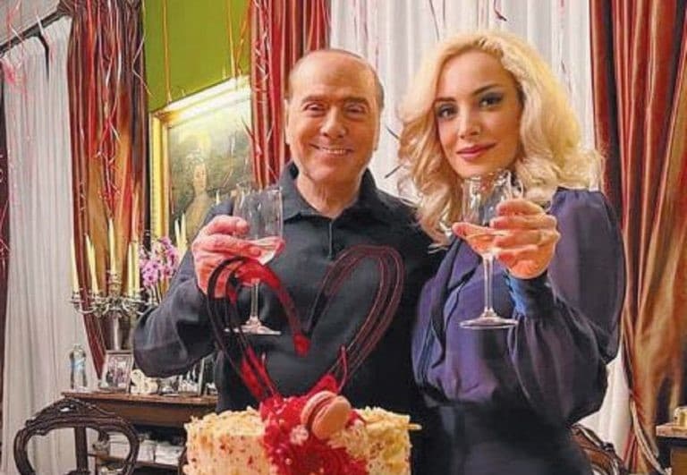 85 vjeç, Berlusconi martohet të shtunën me vajzën 53 vite më të re
