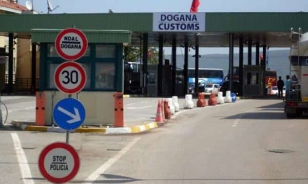 Featured image for “Mos hajde pa 250 mijë”, zbardhen përgjimet e policëve të arrestuar në Morinë