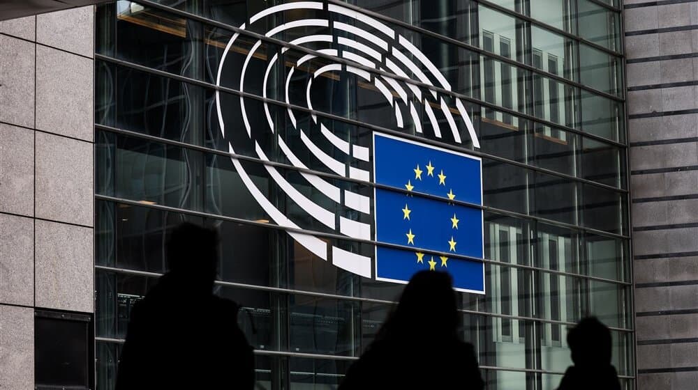 Featured image for Sot diskutohet draftraporti i BE-së, Parlamenti Evropian kërkon heqjen e masave ndaj Kosovës