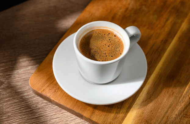 Dieta mund të ndikojë edhe në shëndetin mendor, këto ushqime rrisin ankthin
