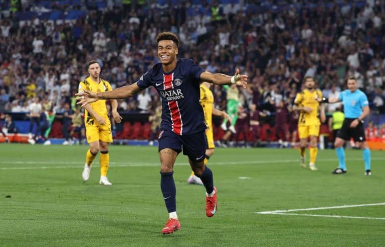 Desire Doue më i miri i finales, merr çmimin nga UEFA