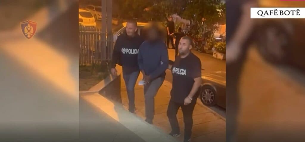 Ndihmoi në kalimin e paligjshëm të kufirit të disa personave, arrestohet i huaji në Sarandë
