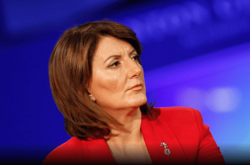 Vjosa Osmani nuk e ftoi Atifete Jahjagën në Forum?