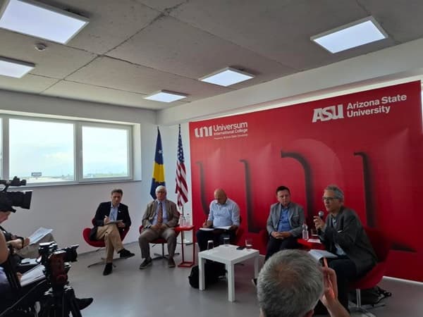 UNI – Universum International College mirëpret Prof.dr. Victor Peskin nga Arizona State University në një diskutim për Rolin e Gjykatës Ndërkombëtare të Drejtësisë per Kosovën në Hagë