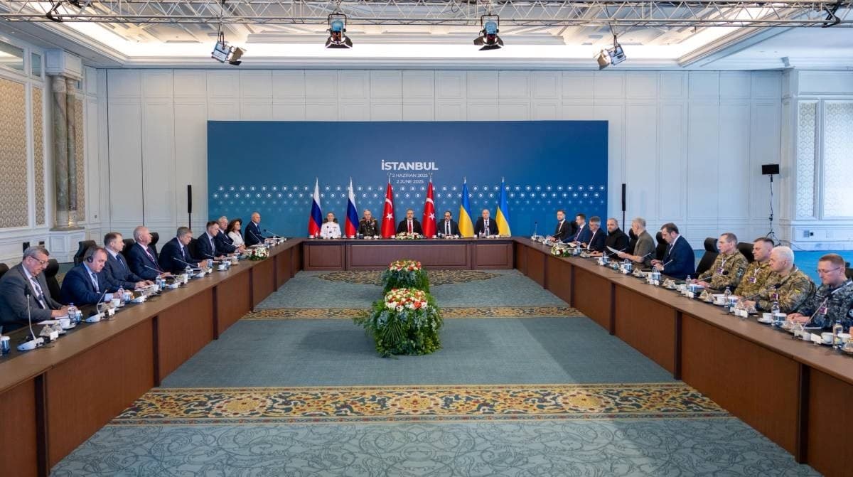 Ukraina i dorëzon Rusisë listën e fëmijëve të “rrëmbyer” që dëshiron të kthehen ndërsa bisedimet e paqes përfundojnë