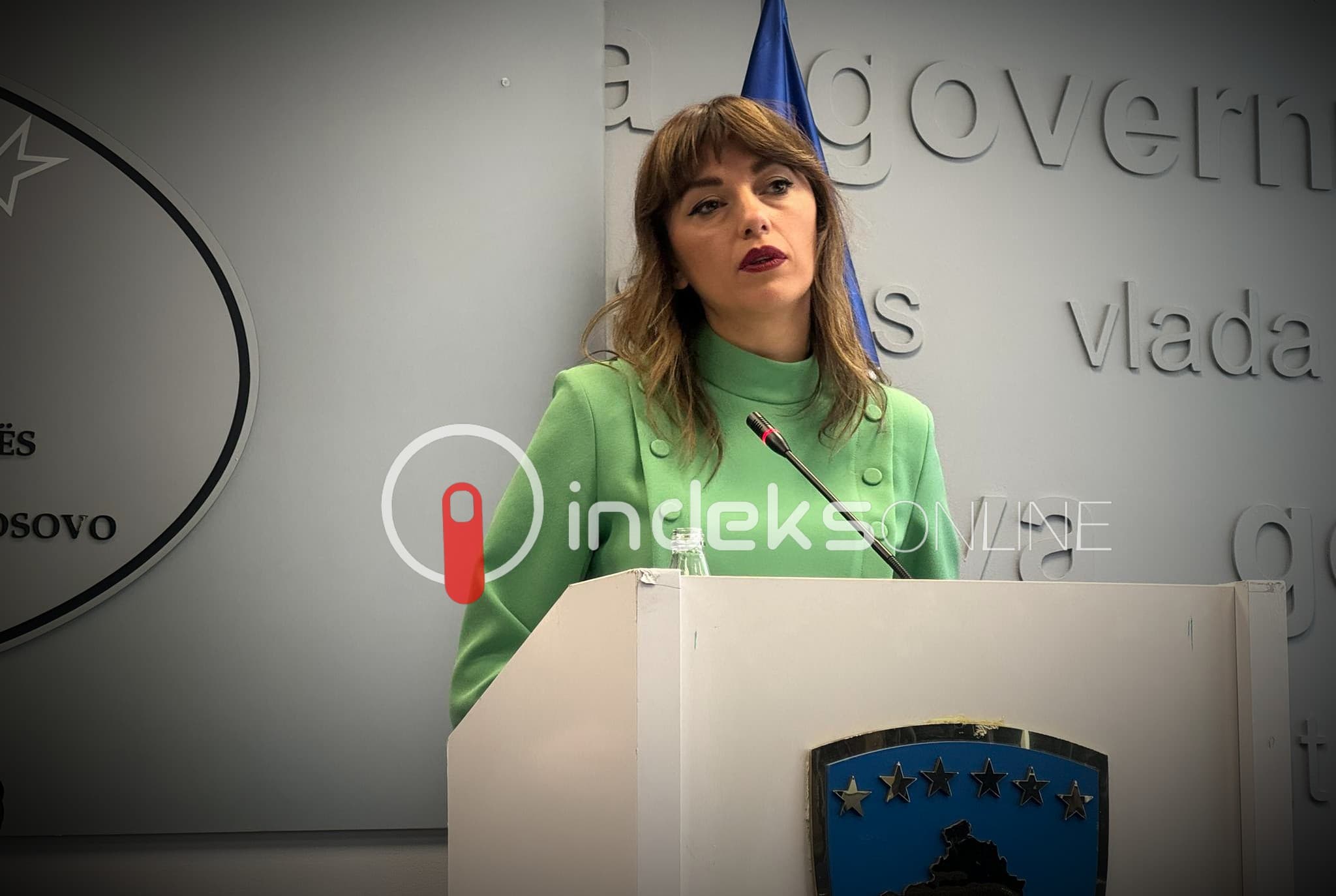 Familjarët e Grupit të Kumanovës: Ministrja Albulena Haxhiu e ka kryer punën, tani vonesa po vjen nga Shkupi