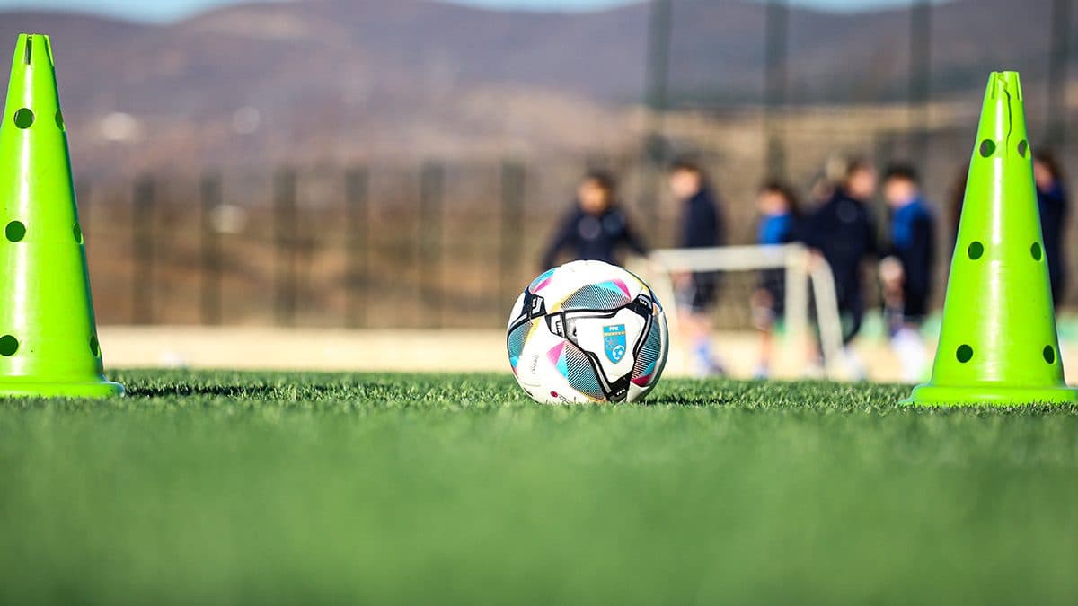 Çka është “NDPS4YOUTH DEVELOPMENT” dhe çfarë përfitojnë klubet dhe shkollat e futbollit në Kosovë?