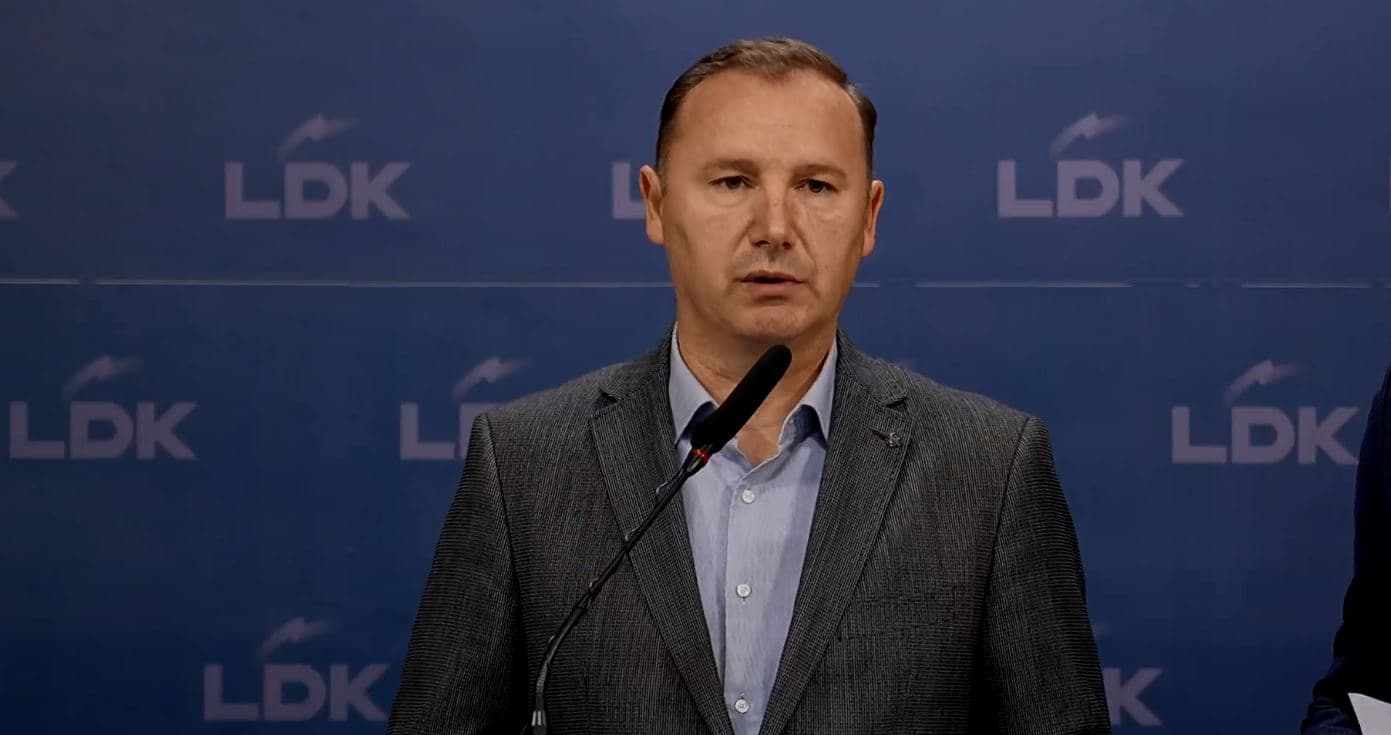 Zemaj për VV-në: Nëse nuk i ka 61 vota, është mirë të lëshojë rrugë