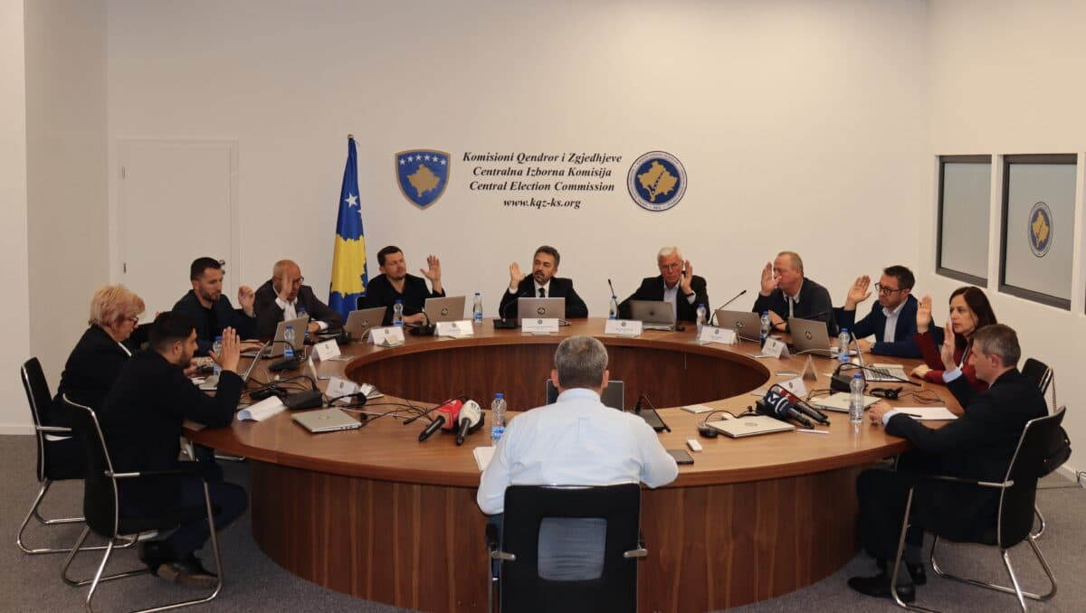 Mblidhet KQZ-ja, diskutohet buxheti për zgjedhjet e 12 tetorit