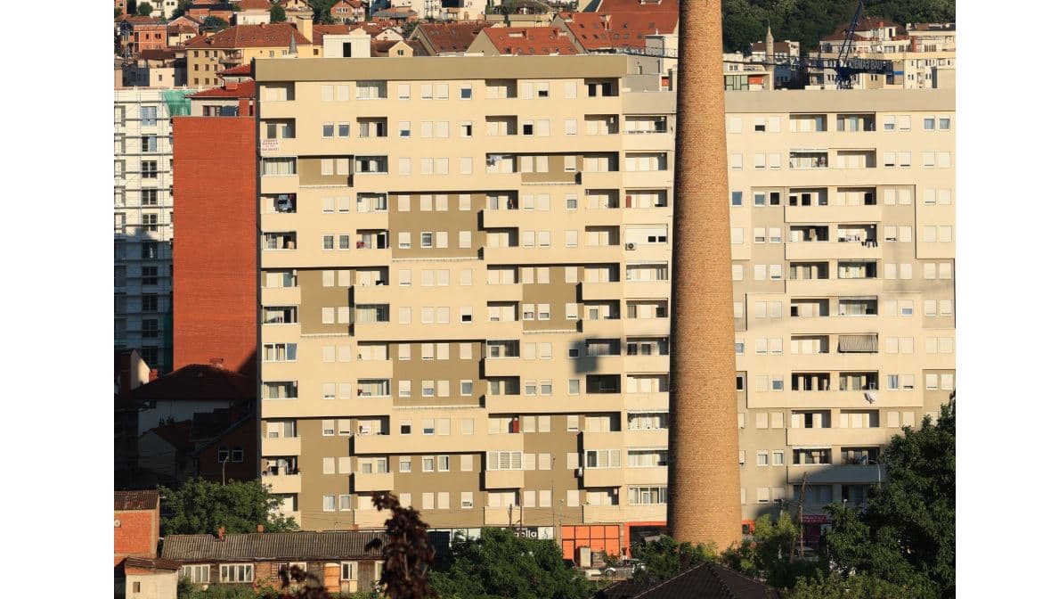 Prishtina, kryeqyteti i banesave pa banorë