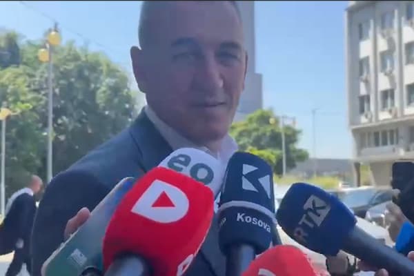 Rashiq: E votoj Limajn nëse propozohet nga LVV-ja për kryekuvendar