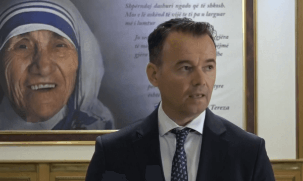 Peci: Nëse edhe këtë javë s’ka reflektim nga partitë, duhet të shihen mundësitë për diskutimin për zgjedhje