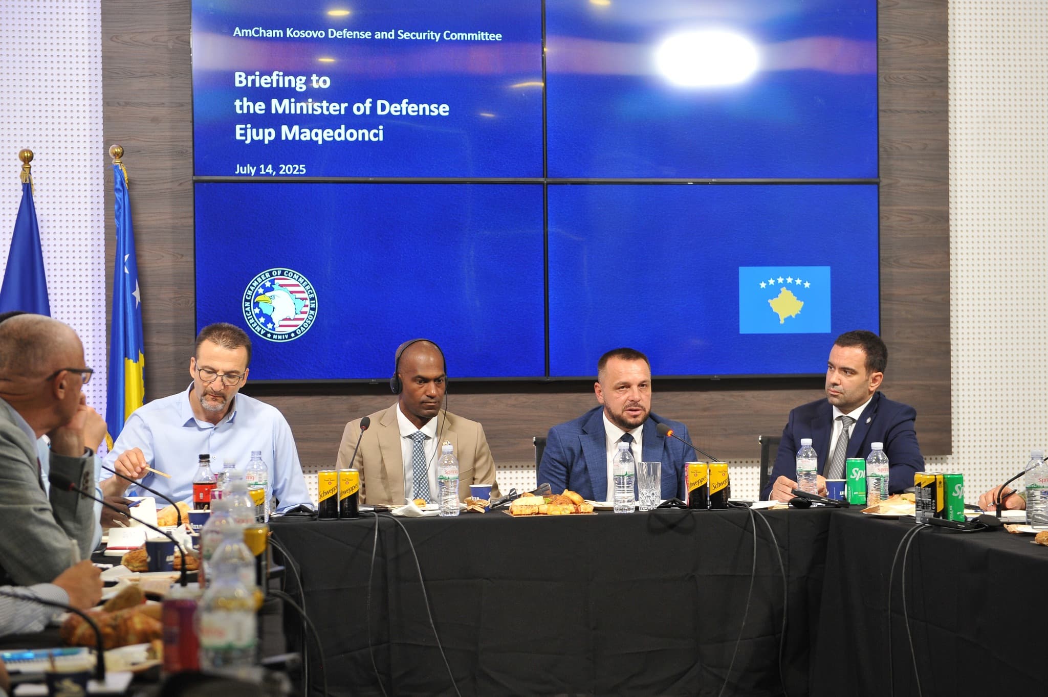 Ambasada e SHBA-ve: Mbrojtja në Kosovë, potencial për kontribut global