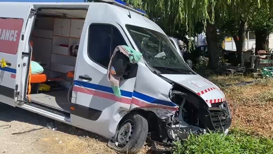 Aksident i rëndë në Gjirokastër, përplaset ambulanca – 6 të plagosur