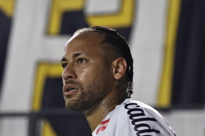 Neymar shpërthen pas humbjes: Nëse po i bëj dëm Santosit, do largohem vetë
