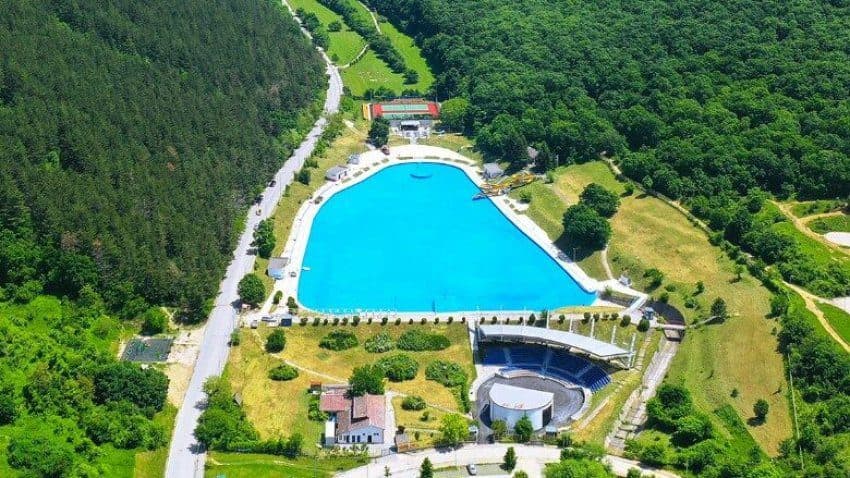 Pishina e Gërmisë rifillon punën – Uji brenda standardeve, Komuna e Prishtinës kritikon alarmet e parakohshme