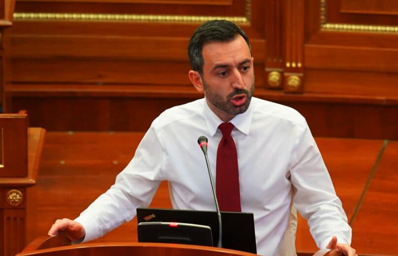 Dimal Basha fyen rëndë Hashim Thaçin, e quan kumbar të Milan Radojçiqit