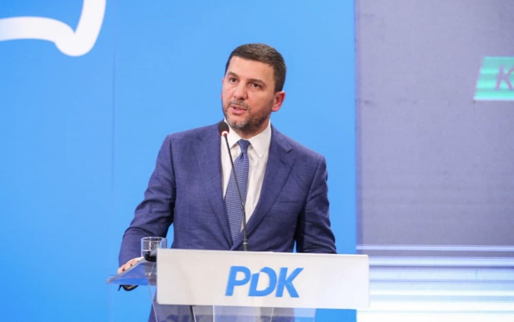 PDK publikon listën me kandidatët për kryetarë, Krasniqi: Kemi dëshmuar se qeverisja mund të bëhet me punë të ndershme dhe rezultate