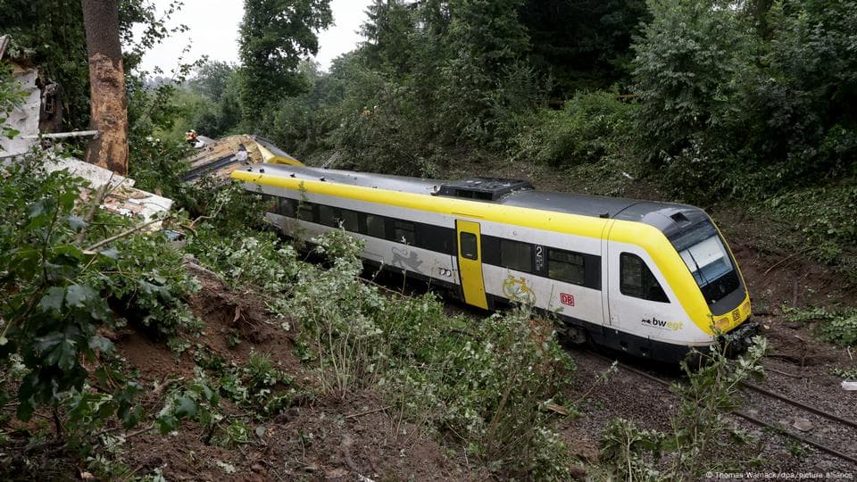Çfarë dihet për aksidentin tragjik me tren në Biberach në Gjermani, ku tre persona humbën jetën?