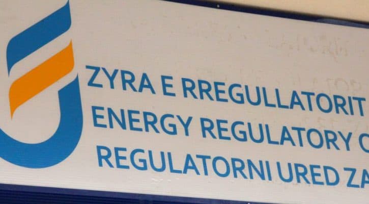 Pezullohet vendimi i ZRrE-së për daljen në treg të lirë për bizneset