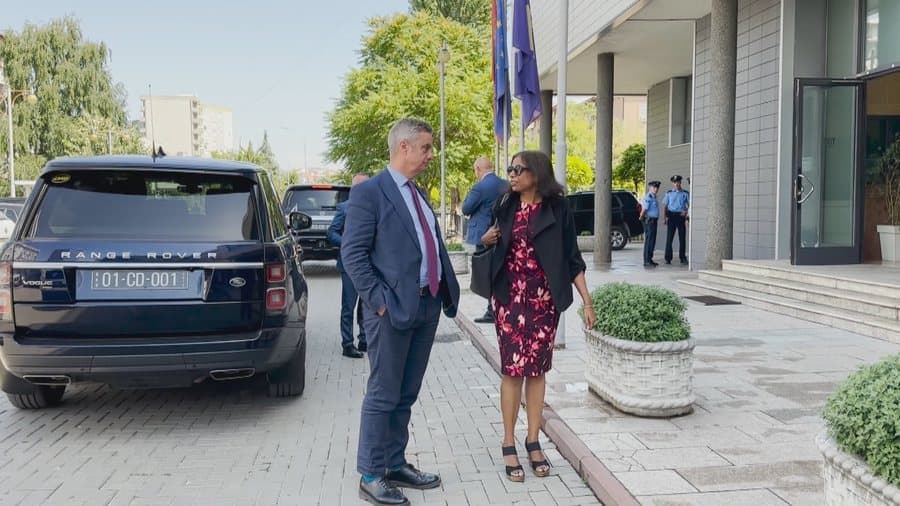 Zgjedhje apo konstituim të Kuvendit, Hargreaves: Kosova është në një krizë serioze