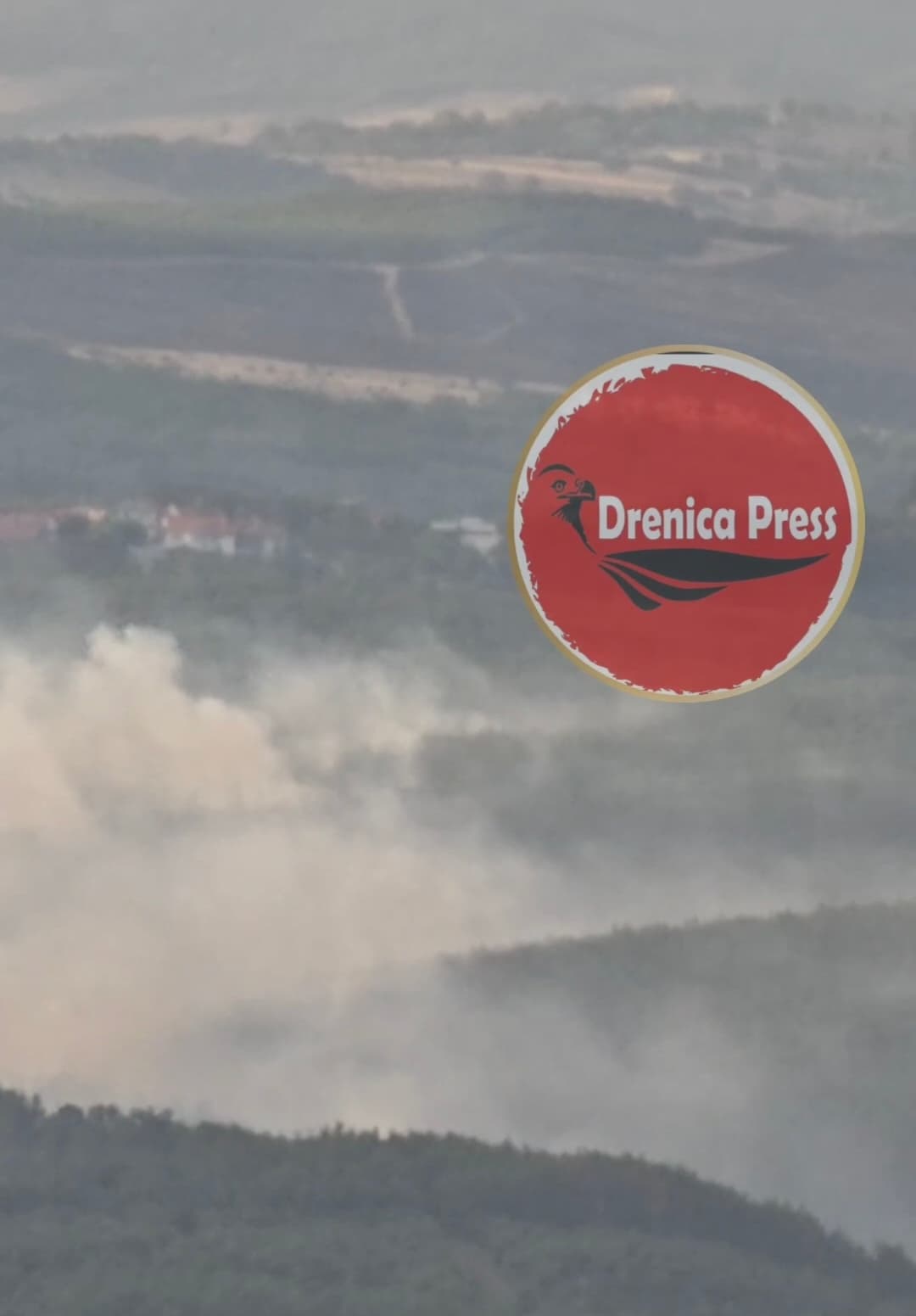Zjarr masiv në malet e Skenderajt, rrezikohen disa fshatra (VIDEO)