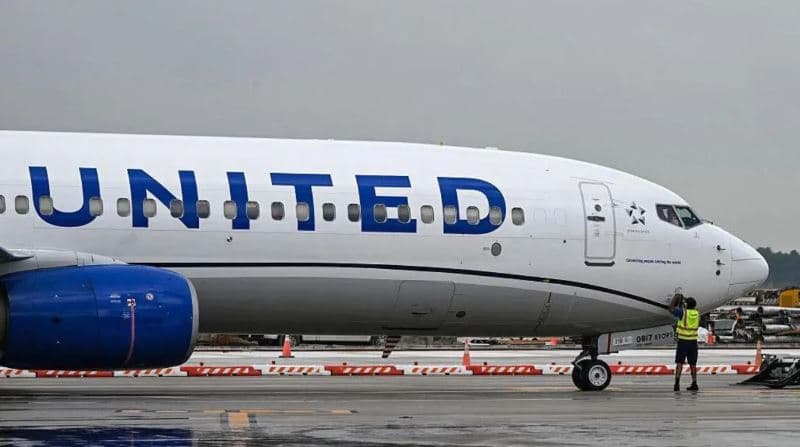 United Airlines ndalon fluturimet në aeroportet kryesore të SHBA-së, kompania tregon shkakun