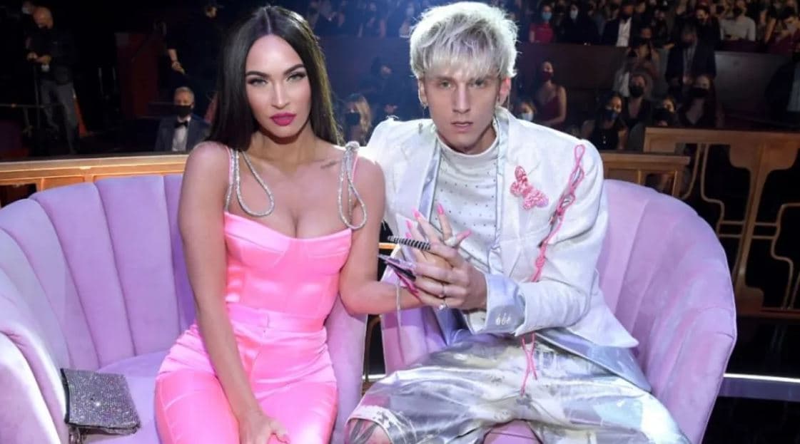 Machine Gun Kelly pranon se e ka tradhtuar Megan Fox në këngën e tij të re?