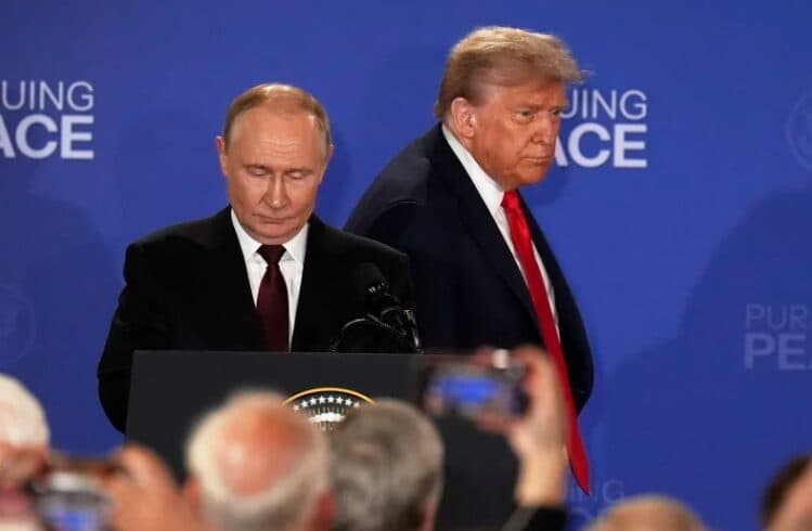 Pas takimit me Putinin, amerikanët i harruan 8 faqe me dokumente në printerin e hotelit