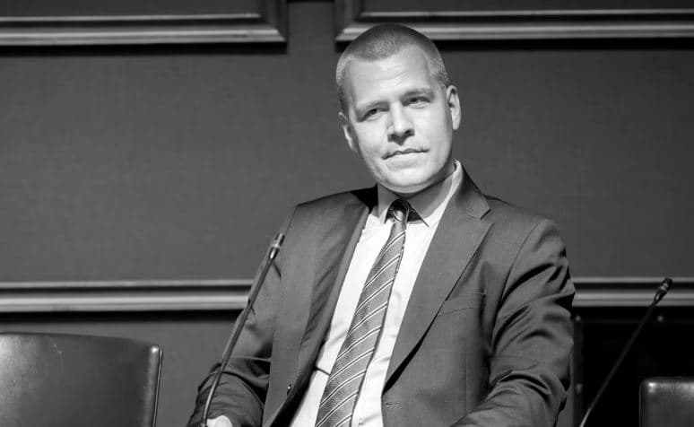 U vetëvra brenda parlamentit finlandez, kush ishte deputeti 30-vjeçar që ishte në mandatin e parë