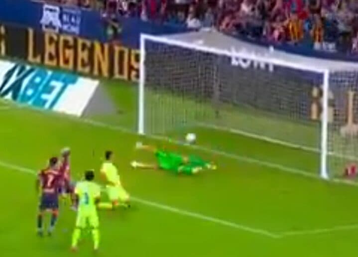 Romero e hesht Barcelonën, Levante në epërsi