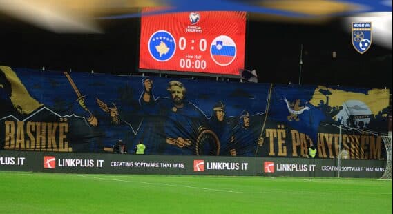 Serbët ‘çmenden’ nga baneri unik i vendosur mbrëmë në “Fadil Vokrri”