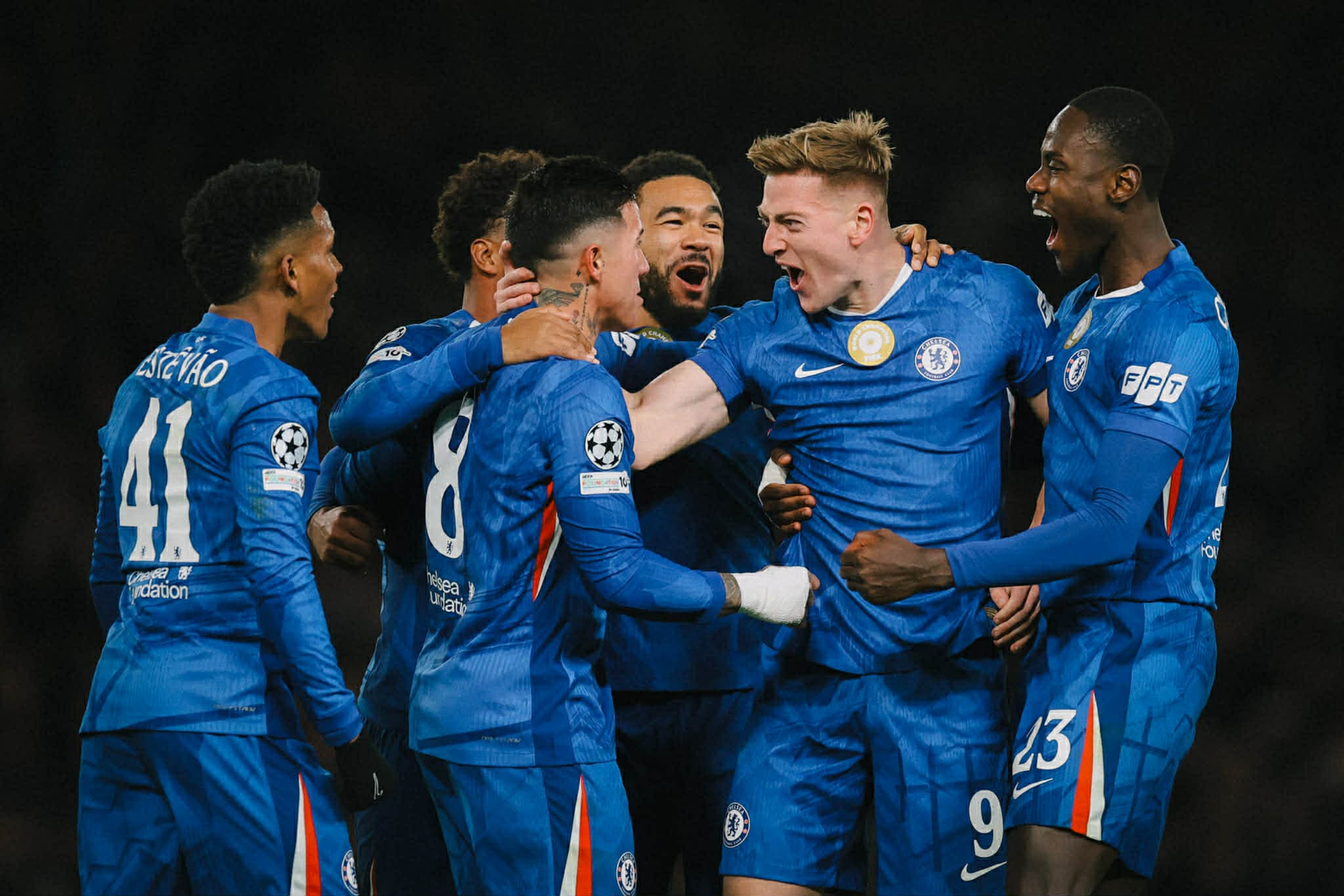 Sonte u “lig” edhe Flick, Chelsea i tregon madhështinë Barcelonës