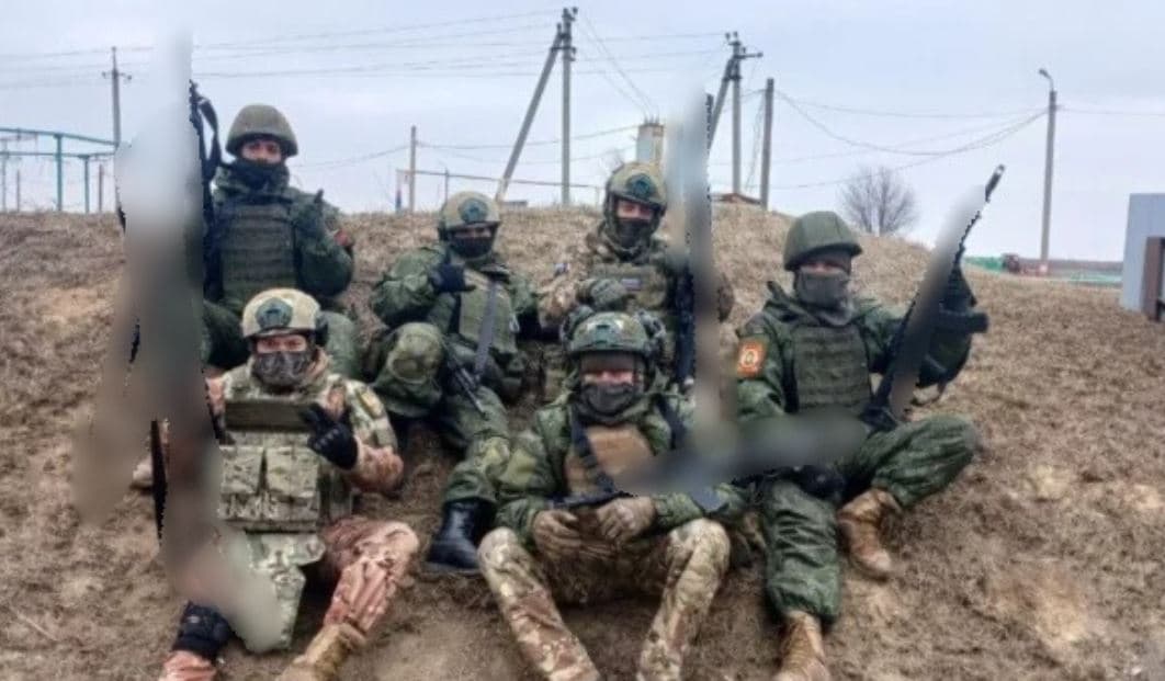 Telegraph: Militantët serbë që luftojnë për Putinin po përgatiten për një luftë të re ballkanike