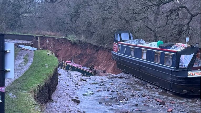 Hapet vrimë e madhe në një kanal në Britani, shpallet gjendje e jashtëzakonshme