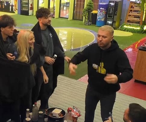 Alba ‘eskalon’ në debat me Labin, ia përmend Kuranin