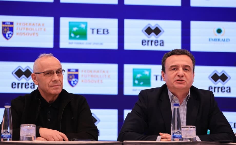 Kurti viziton Kombëtaren para finales: Përmes jush kemi mundësinë ta vendosim Kosovën në sytë e mbarë njerëzimit