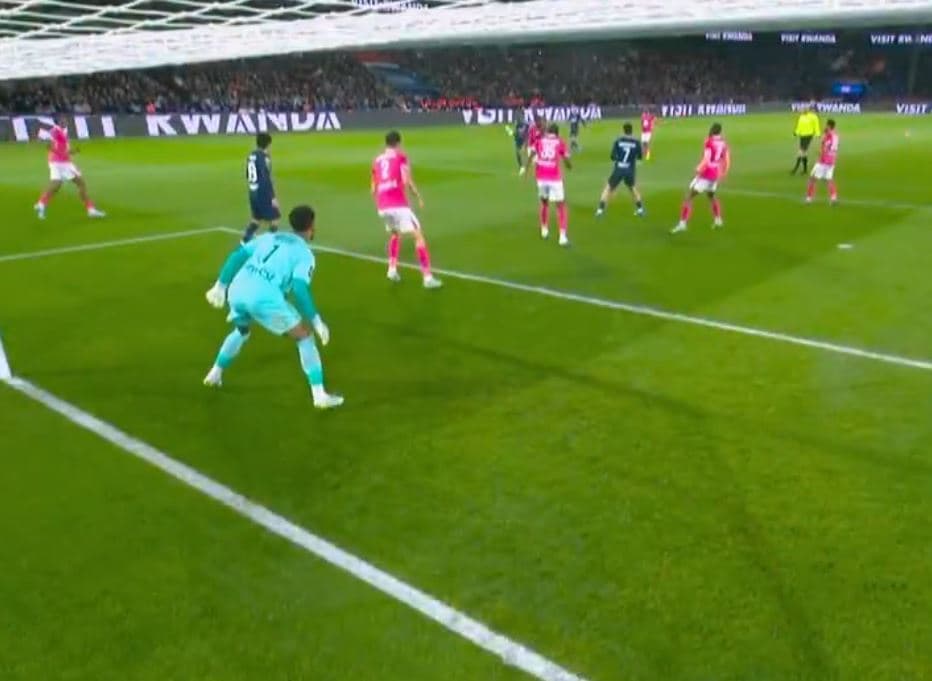 Dembele sapo shënoi një supergol me PSG (VIDEO)