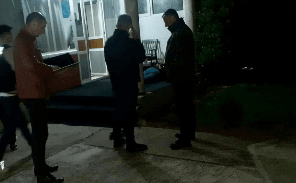 Prokuroria Speciale dhe Policia e Kosovës godasin rrjetin e drogës në Ferizaj: Sekuestrohen rreth 15 kilogramë substanca narkotike, arrestohen dy të dyshuar