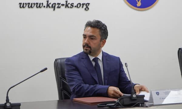 Radoniqi: Kërkoj falje për shkresën e fundit te kryetarja e Kuvendit, kjo çështje të diskutohej në mbledhjen e KQZ-së paraprakish