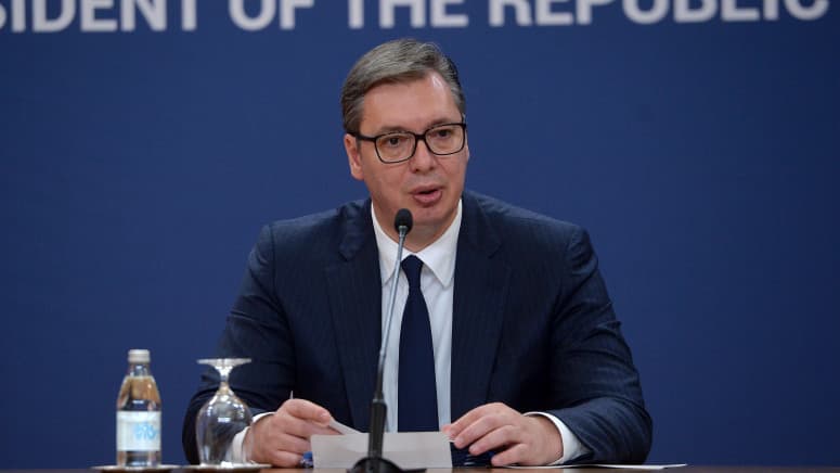 Vuçiq: Do të luftojmë kundër anëtarësimit të Kosovës në NATO