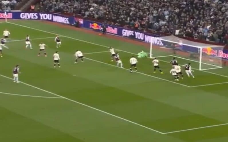 Aston Villa kalon në epërsi ndaj Liverpulit, Rogers shënon supergol (VIDEO)