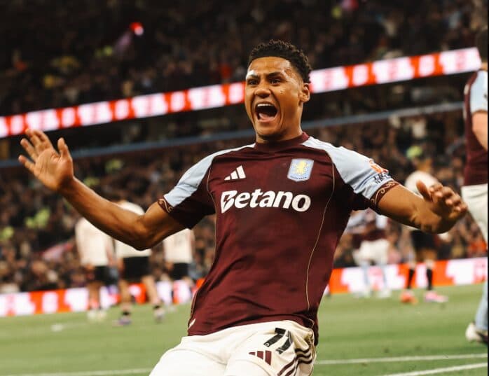 Aston Villa i jep leksion futbolli Liverpulit