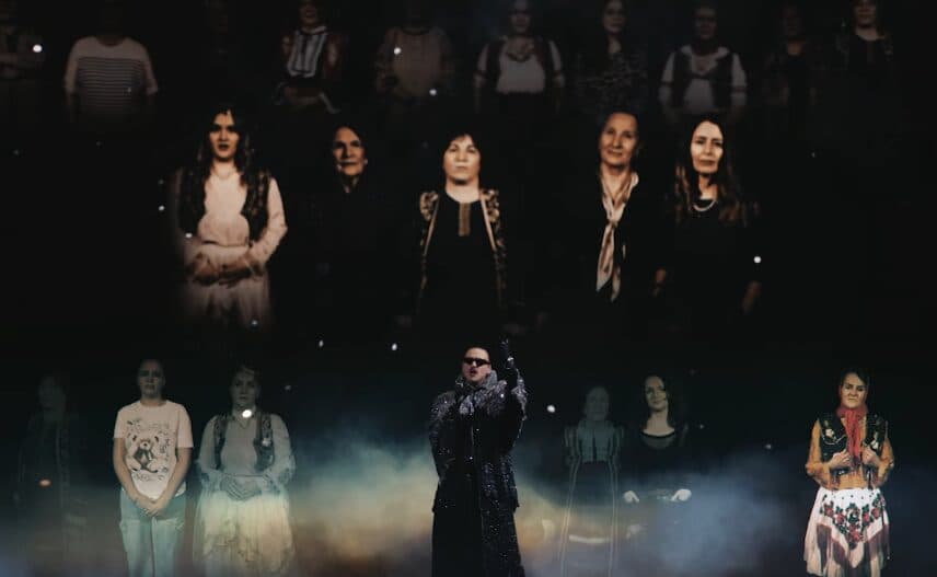 Alis me performancë elektrizuese në finalen e Eurovisionit, e drithëron publikun