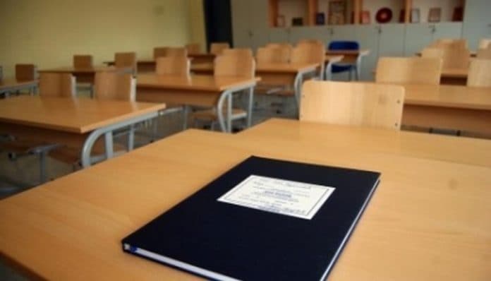 Arrestohet mësuesi në Lipjan, dyshohet se rrahu nxënësin 10-vjeçar në shkollë