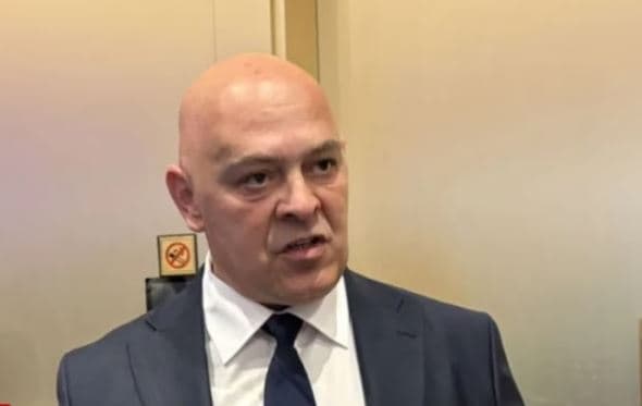 Gjini: Kosova ende është në kthetrat e padukshme të Serbisë, duhet çkapje totale