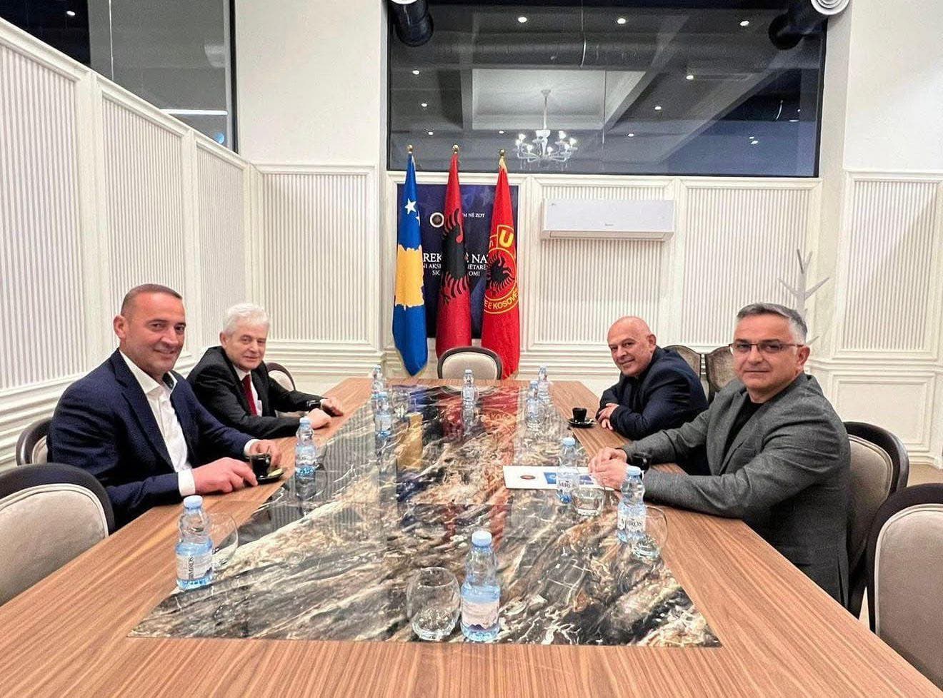 Ahmeti uron Gjinin për zgjedhjen si kryetar i AAK-së: Suksese në këtë përgjegjësi të re!